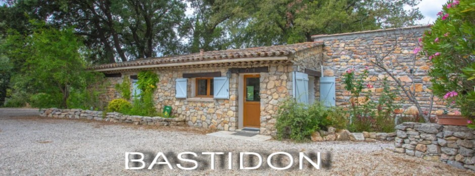 bastidon_cour.jpg